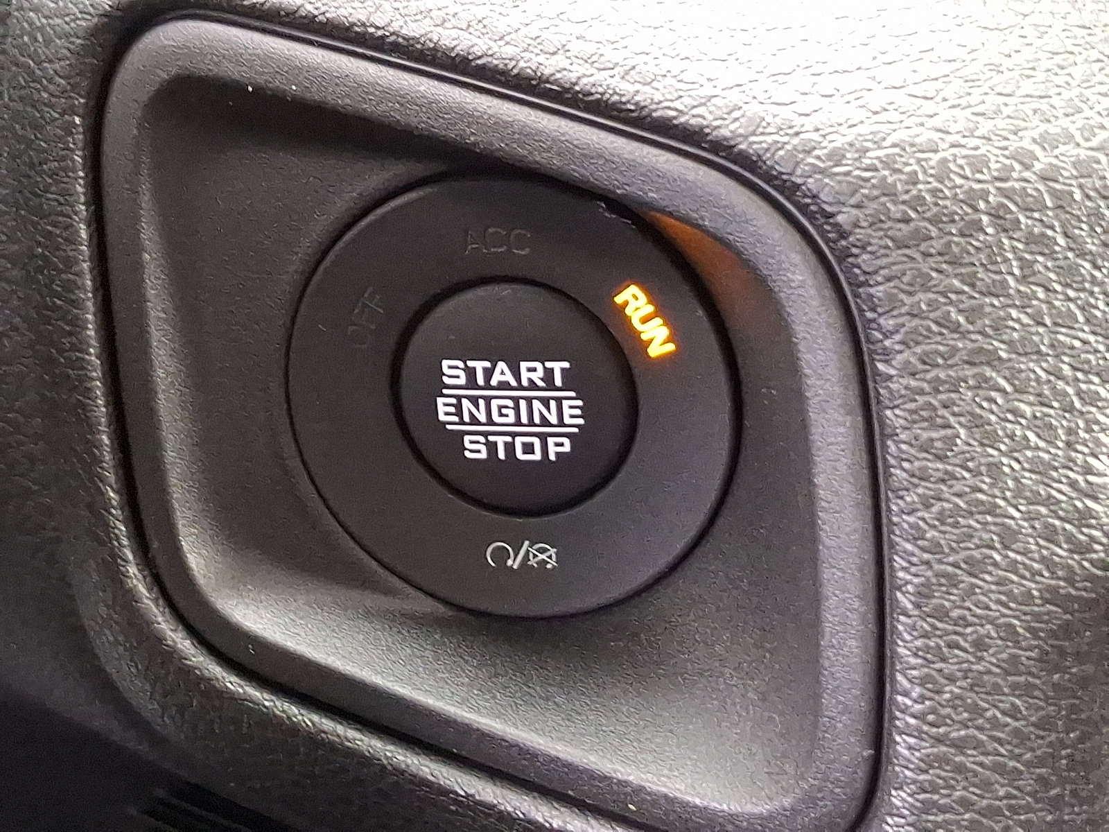 Certified 2024 Jeep Gladiator Sport image 22