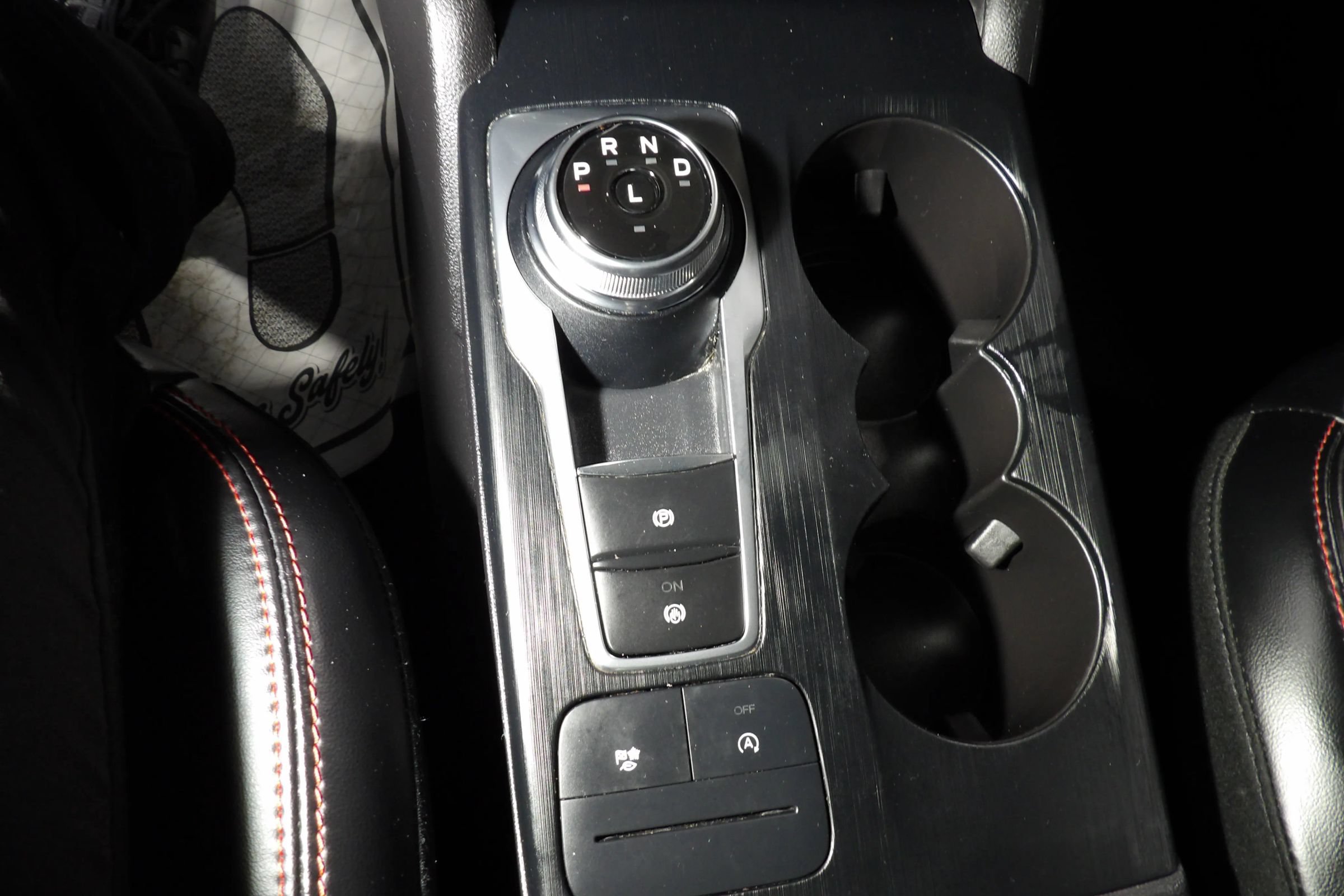 Used 2023 Ford Escape ST-Line AWD/4WD image 12