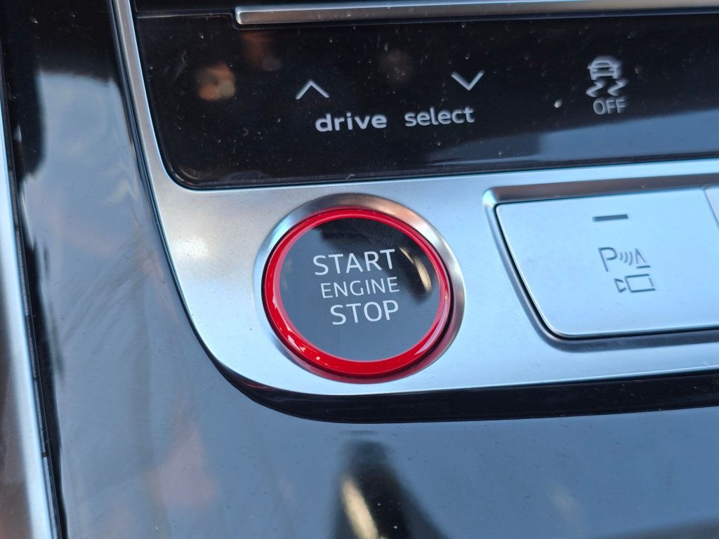 New 2026 Audi SQ8 Prestige AWD/4WD image 38