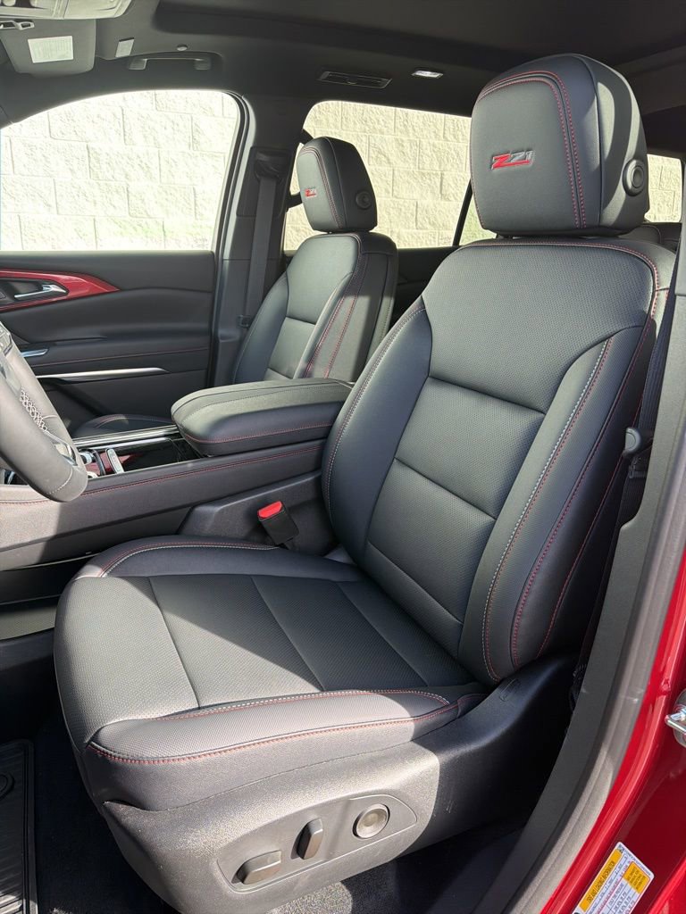New 2026 Chevrolet Traverse Z71 w/ Enhanced Driving Package image 7