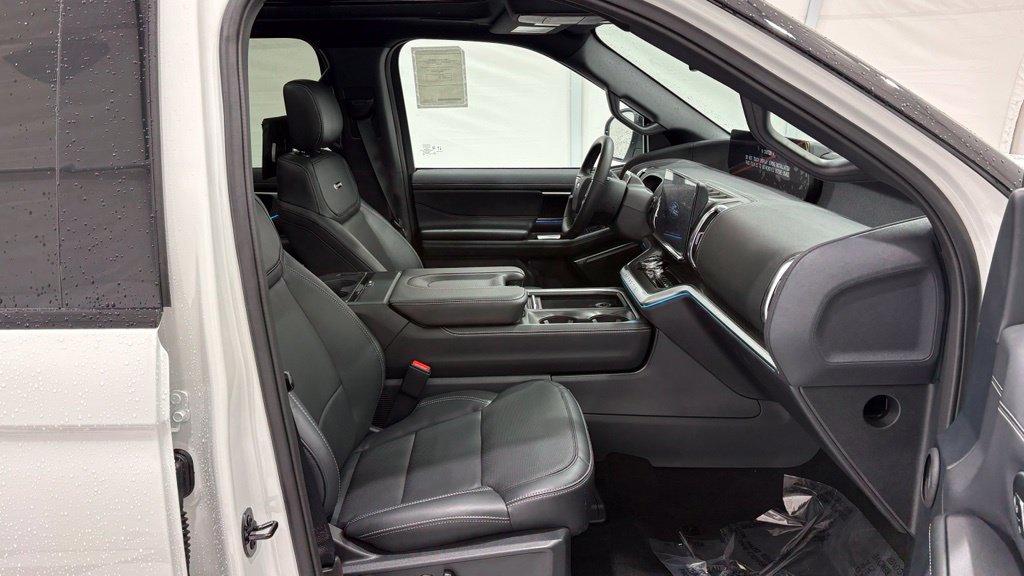 New 2026 Ford Expedition Max Platinum w/ Stealth Performance Package AWD/4WD image 29