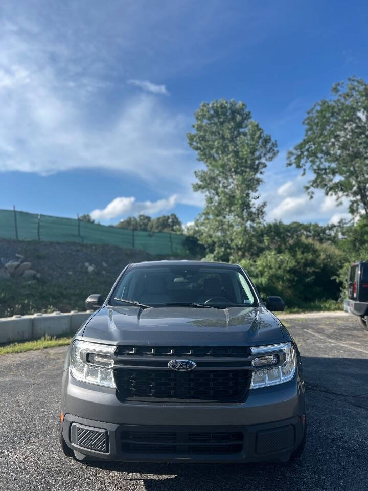 Used 2022 Ford Maverick XLT FWD image 2