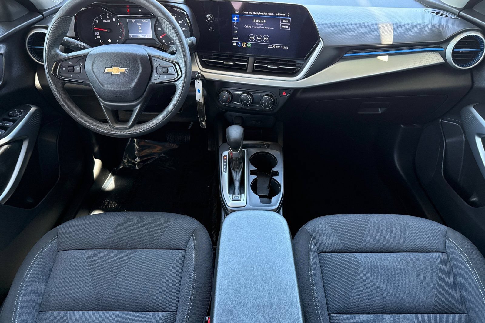Used 2025 Chevrolet Trax LS FWD image 20