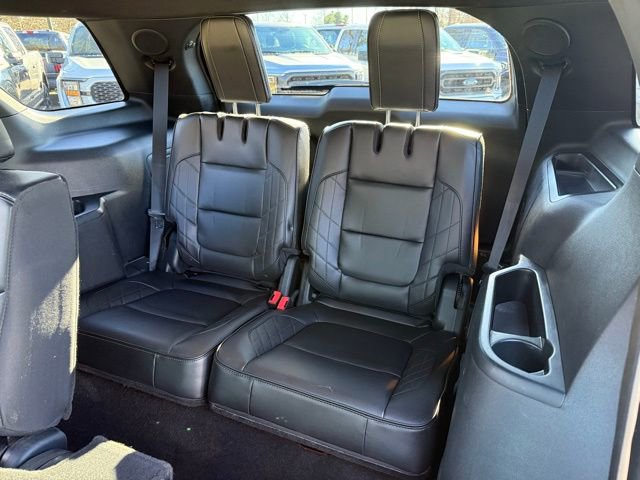 Certified 2018 Ford Explorer Platinum image 22