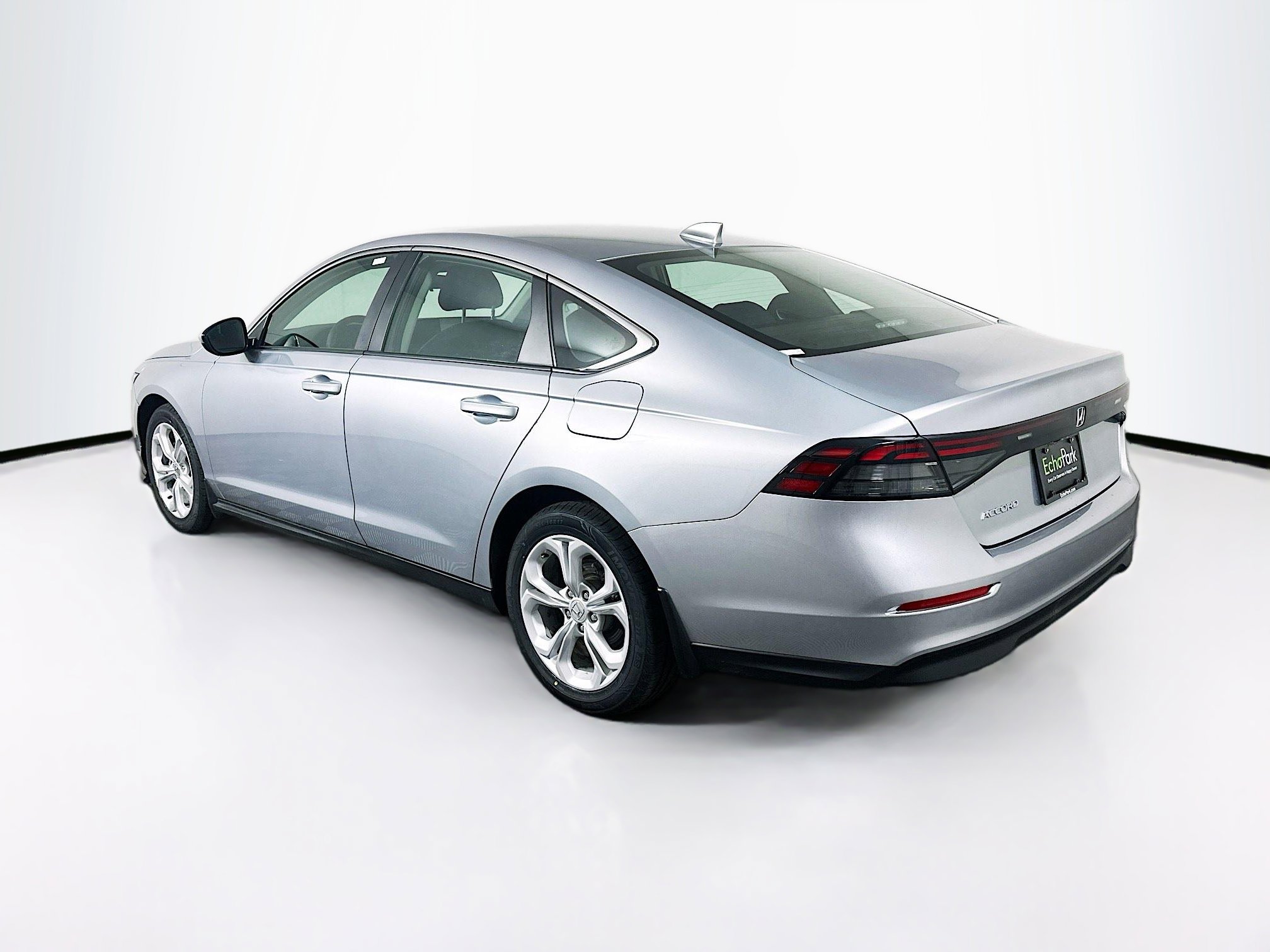 Used 2025 Honda Accord LX image 5