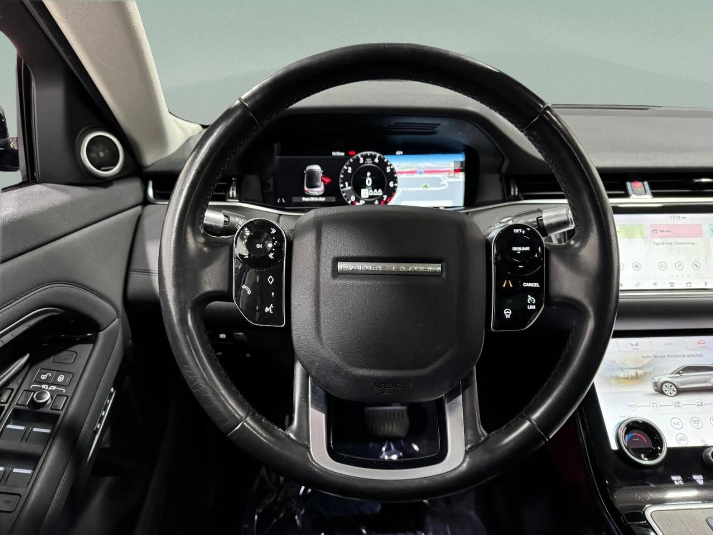 Used 2020 Land Rover Range Rover Evoque SE image 13