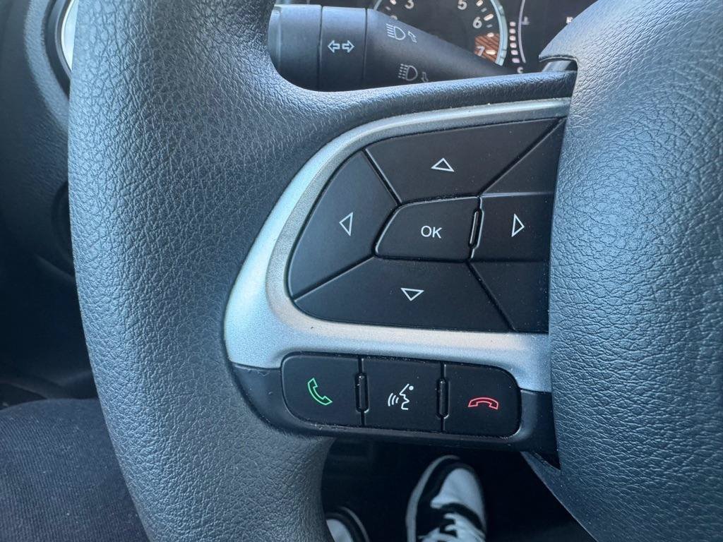 Used 2020 Jeep Renegade Sport w/ Sport Appearance Group FWD image 10