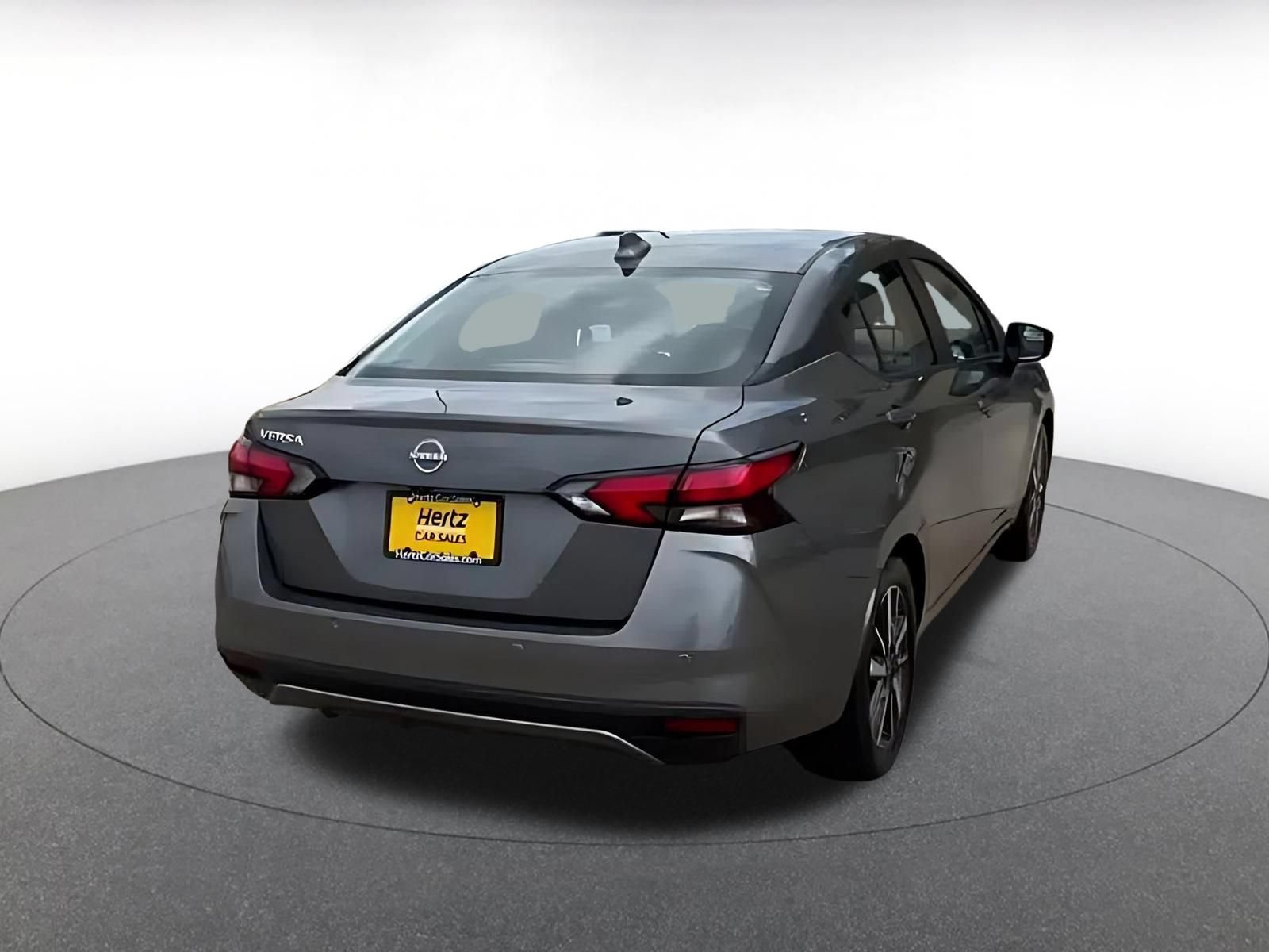 Used 2025 Nissan Versa SV FWD image 15
