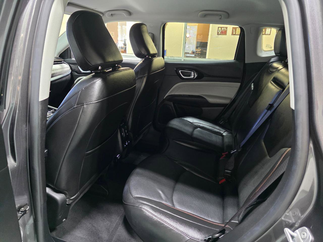 Used 2022 Jeep Compass Limited w/ Elite Group image 19