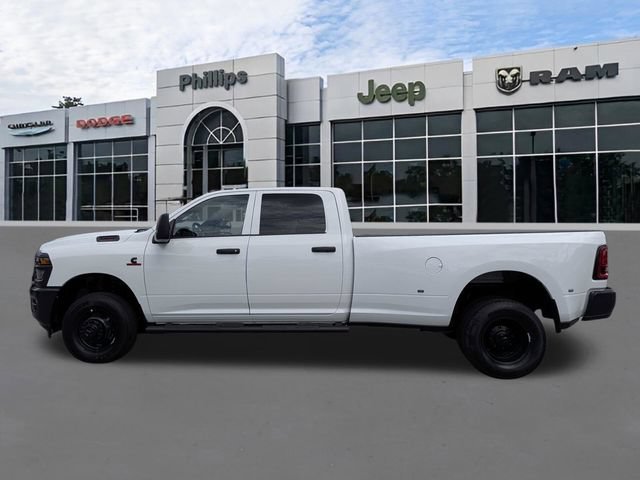 New 2026 RAM 3500 Tradesman AWD/4WD image 7