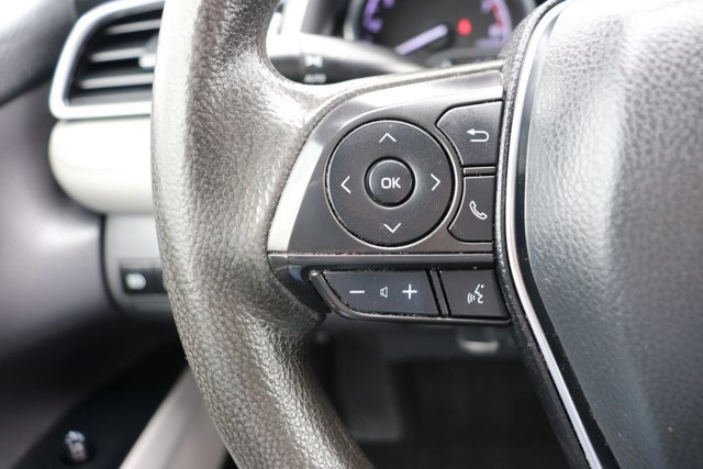 Used 2020 Toyota Camry LE FWD image 18