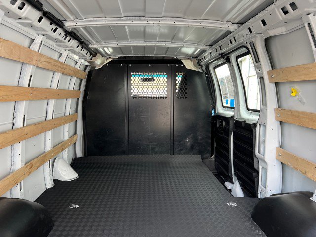 Used 2022 Chevrolet Express 2500 w/ Driver Convenience Package image 23