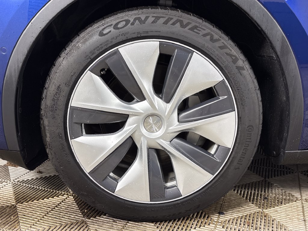Used 2023 Tesla Model Y Long Range AWD/4WD image 14