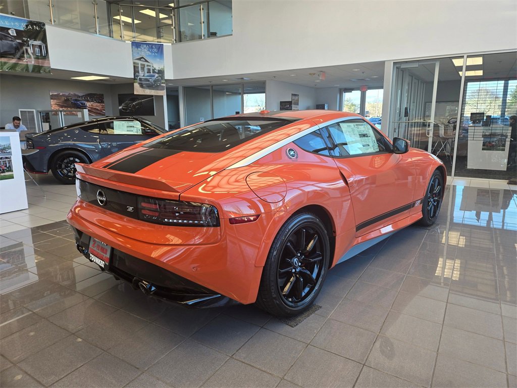 New 2024 Nissan Z Performance w/ Heritage Edition image 4