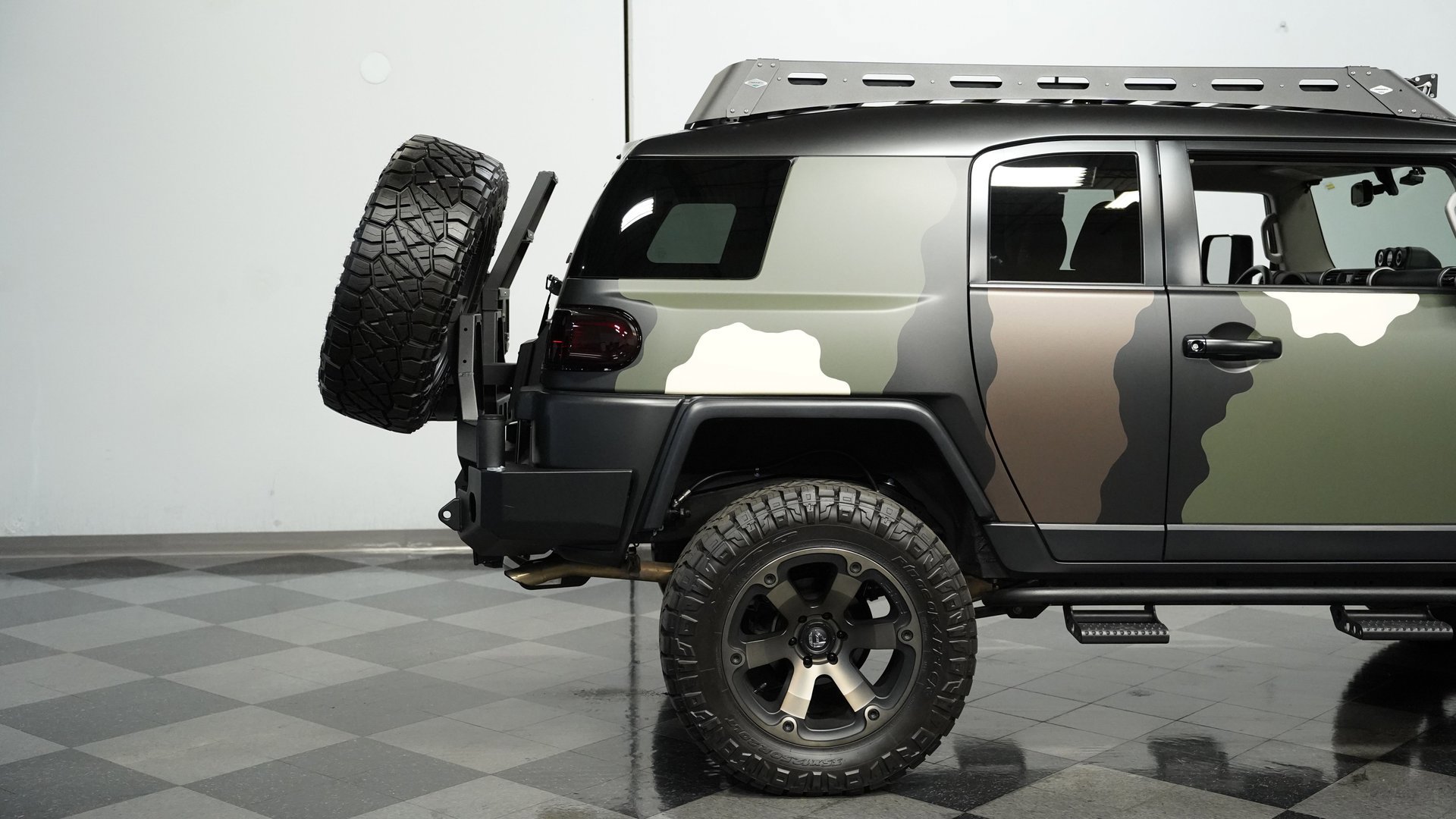 Used 2011 Toyota FJ Cruiser 4WD image 26