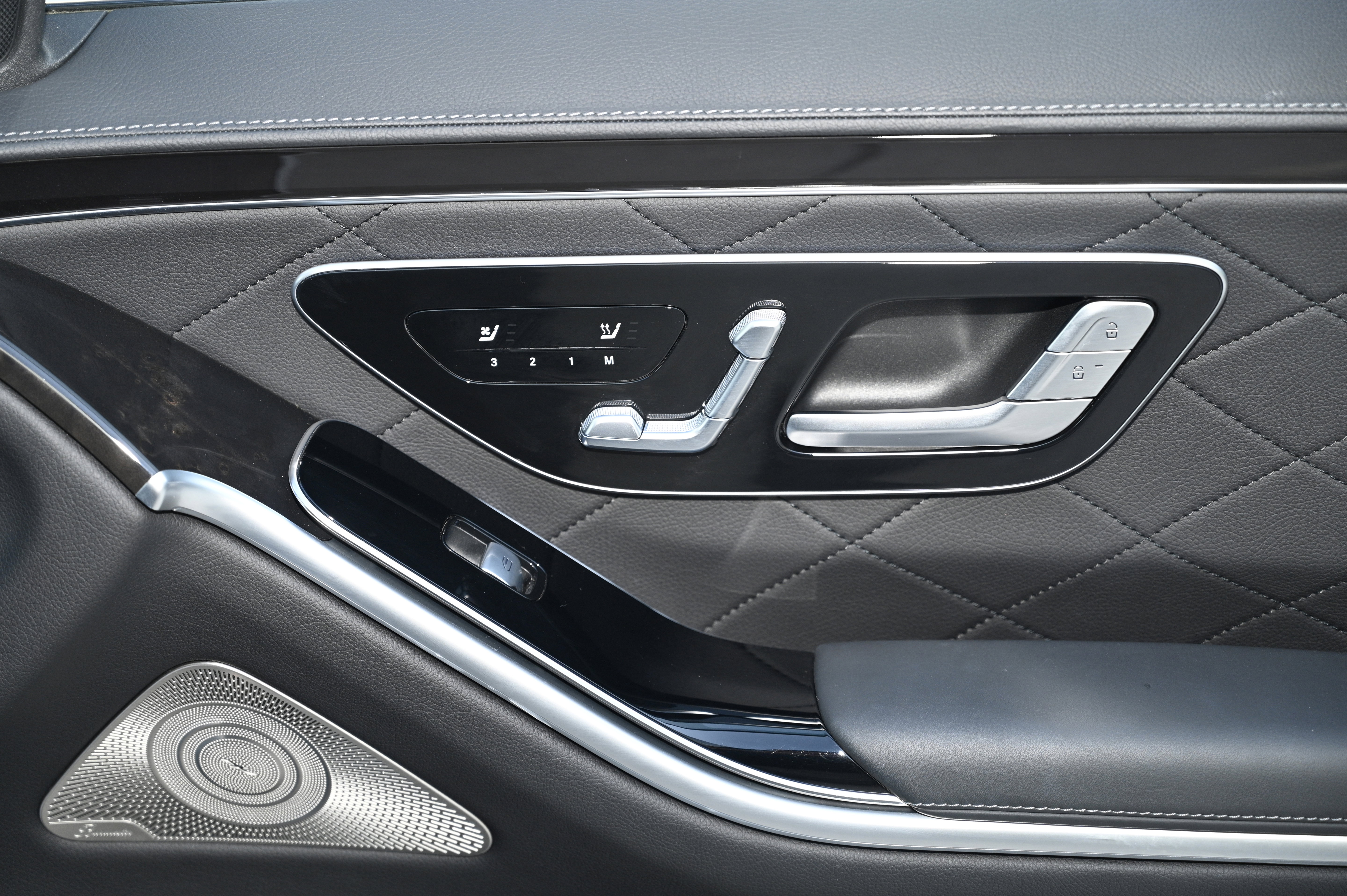 Used 2022 Mercedes-Benz S 580 4MATIC Sedan image 55