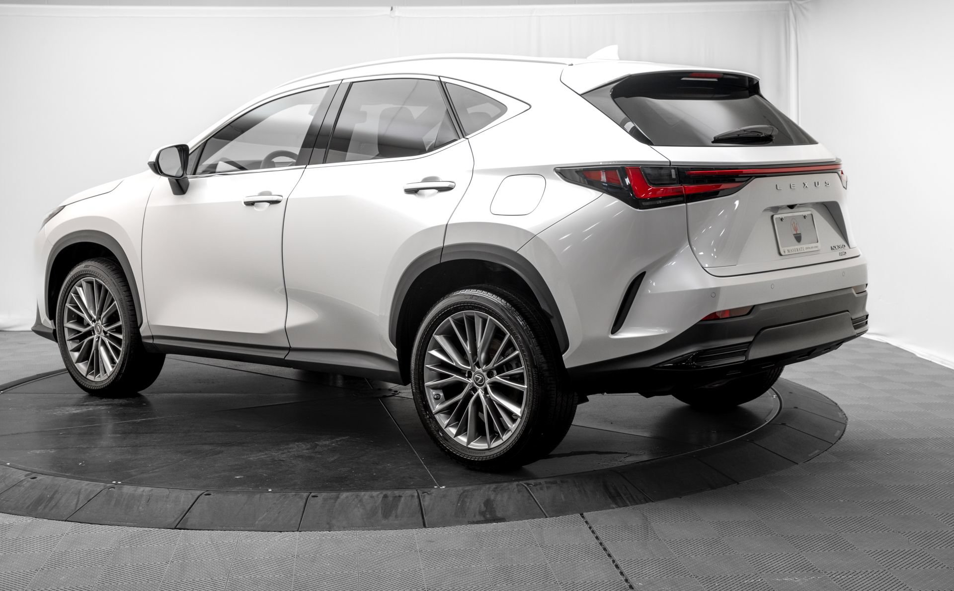 Used 2023 Lexus NX 350 AWD image 5