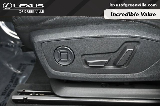 Used 2020 Audi Q3 2.0T Premium w/ Convenience Package AWD/4WD image 25