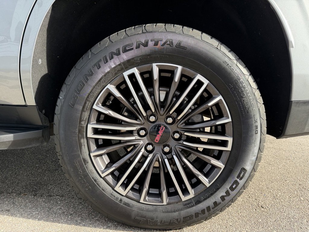 Certified 2023 GMC Yukon SLT w/ SLT Premium Package image 14