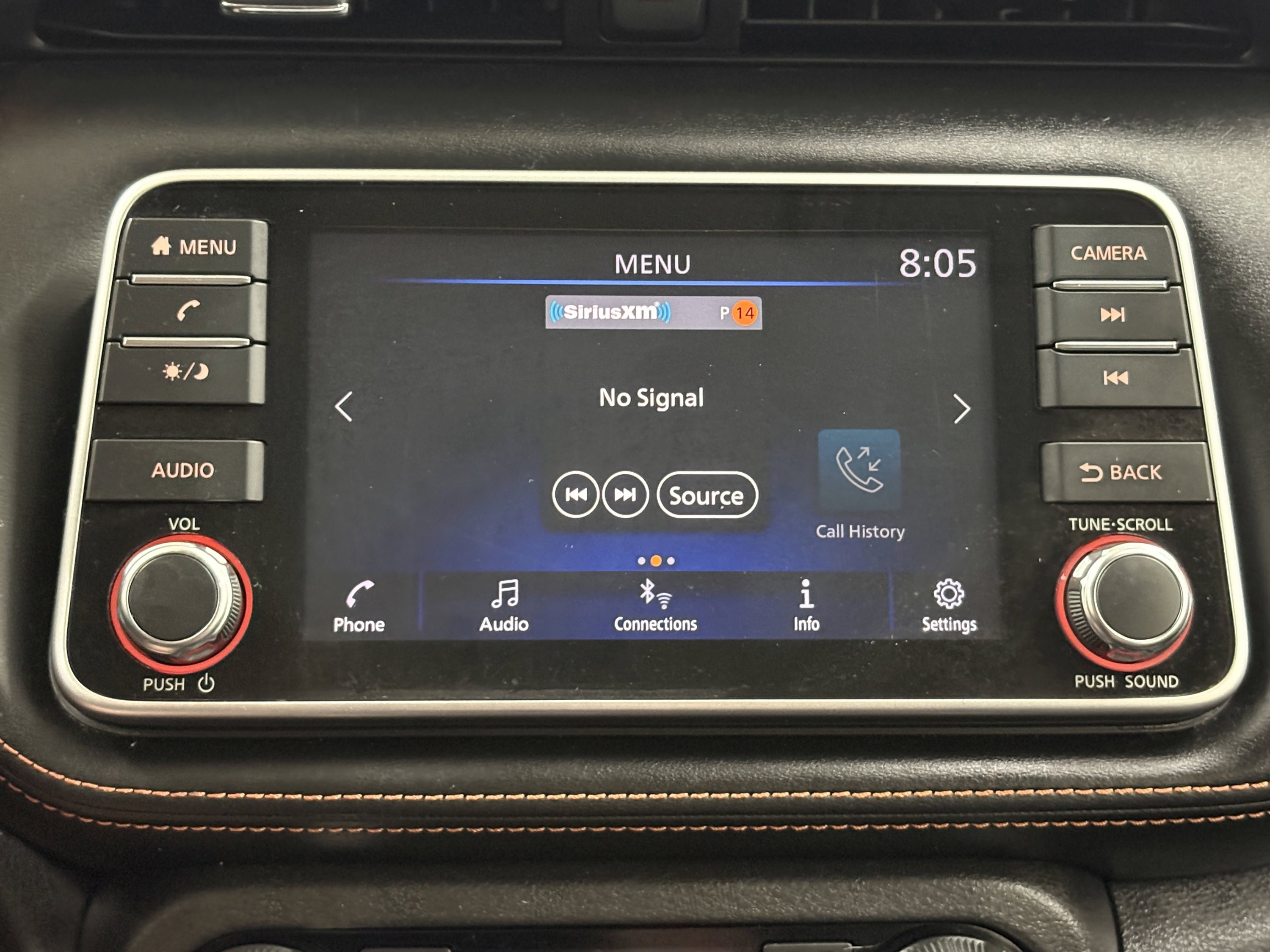 Used 2020 Nissan Kicks SR w/ SR Premium Package FWD image 14