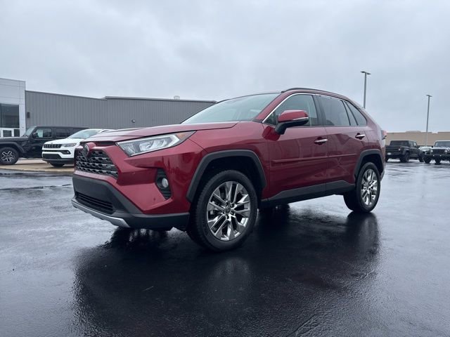 Used 2021 Toyota RAV4 Limited AWD/4WD image 3