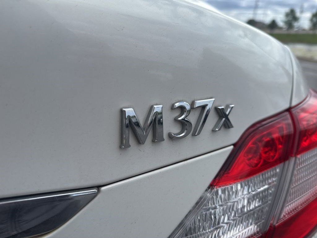 Used 2012 INFINITI M37 x w/ Premium Pkg AWD/4WD image 5