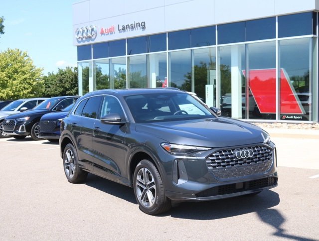 New 2025 Audi Q5 Premium