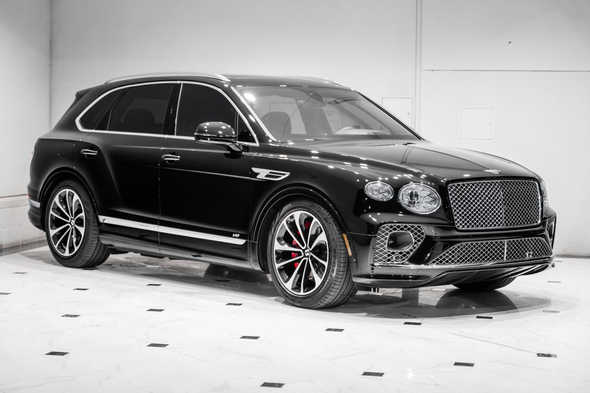 Used 2022 Bentley Bentayga image 7