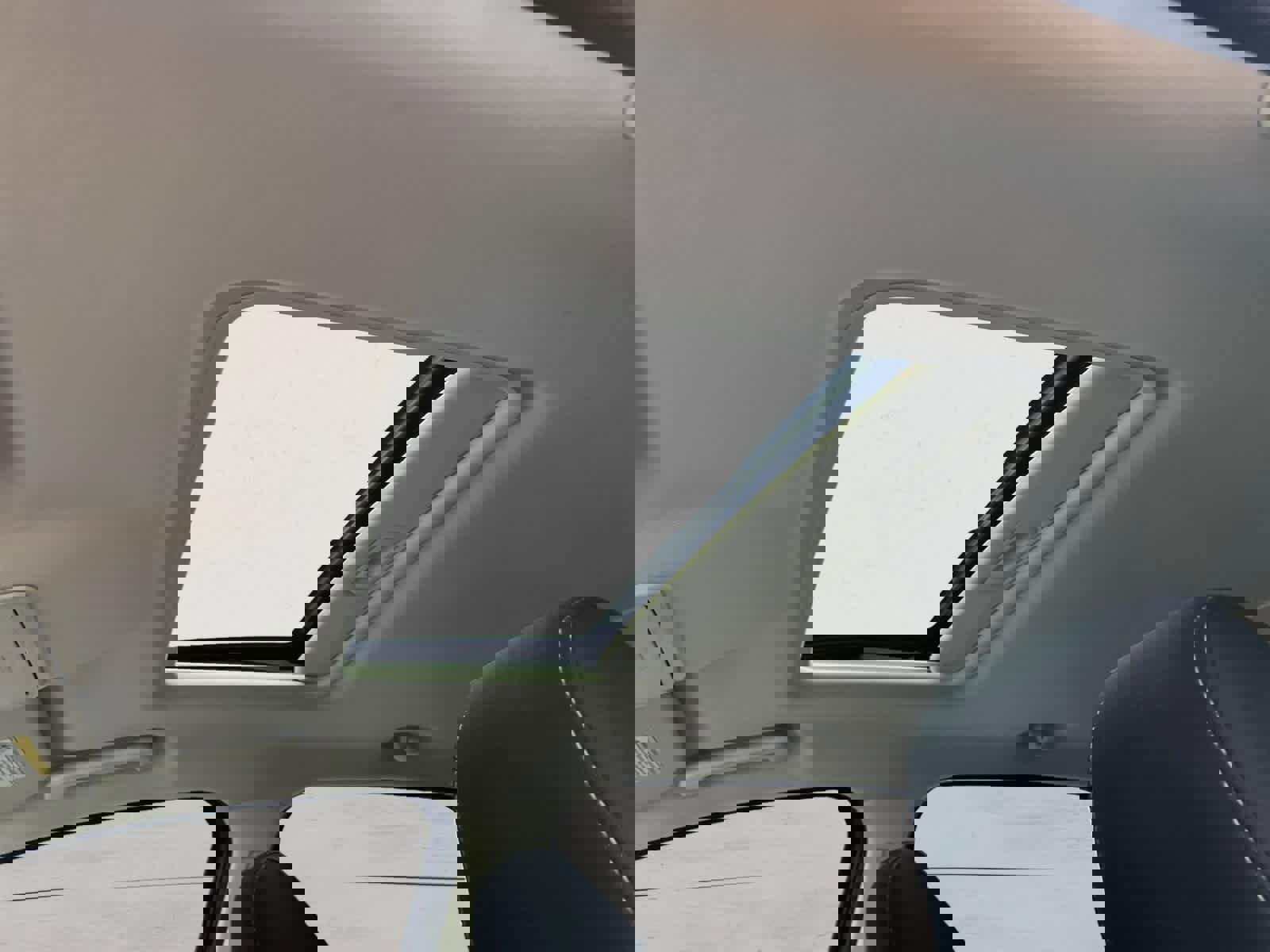 Used 2021 Ford EcoSport SE image 19