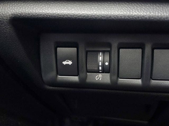 Certified 2025 Subaru Legacy Premium w/ Popular Package #1 AWD/4WD image 30