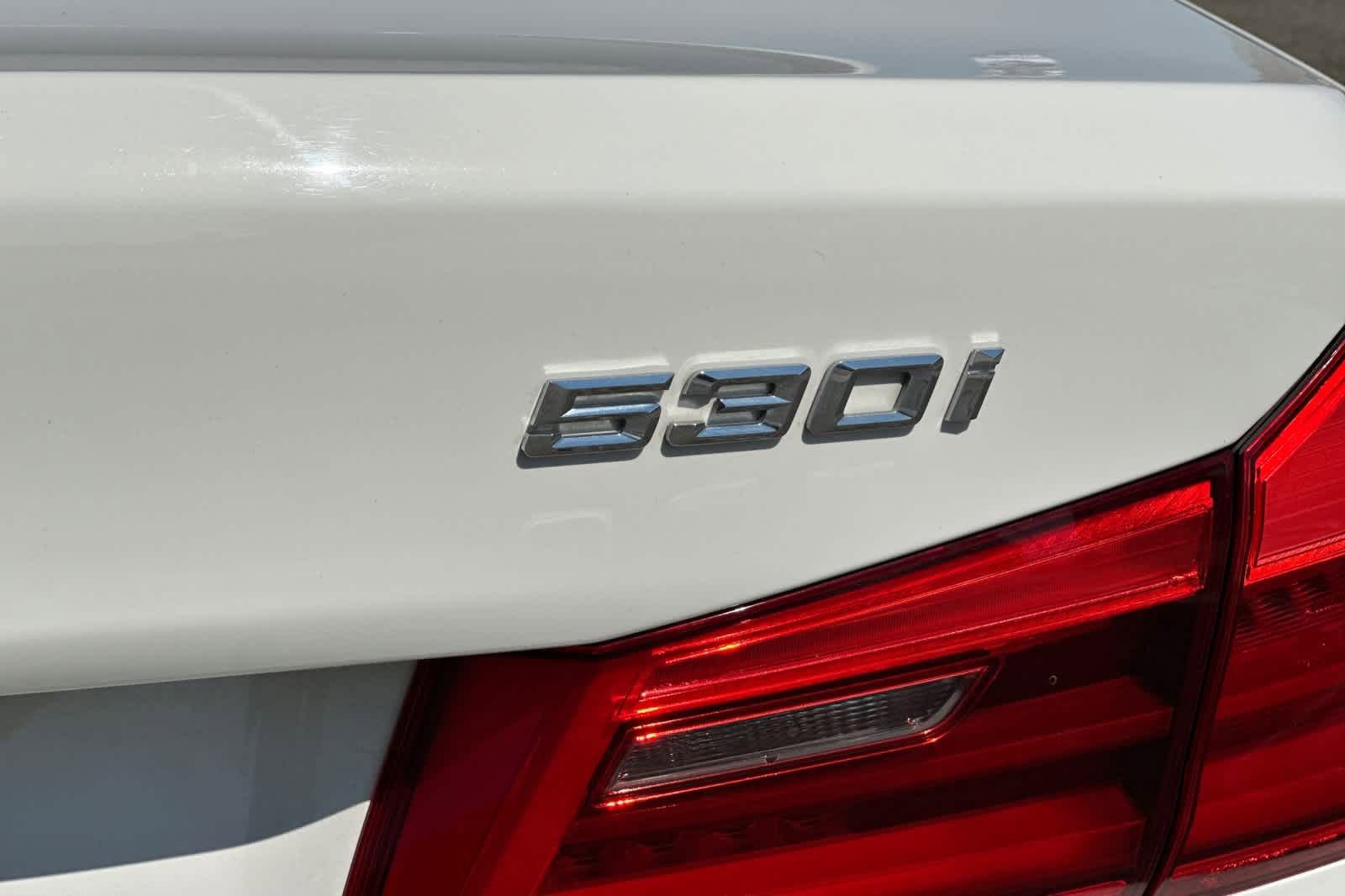 Used 2020 BMW 530i 530i w/ Convenience Package image 30