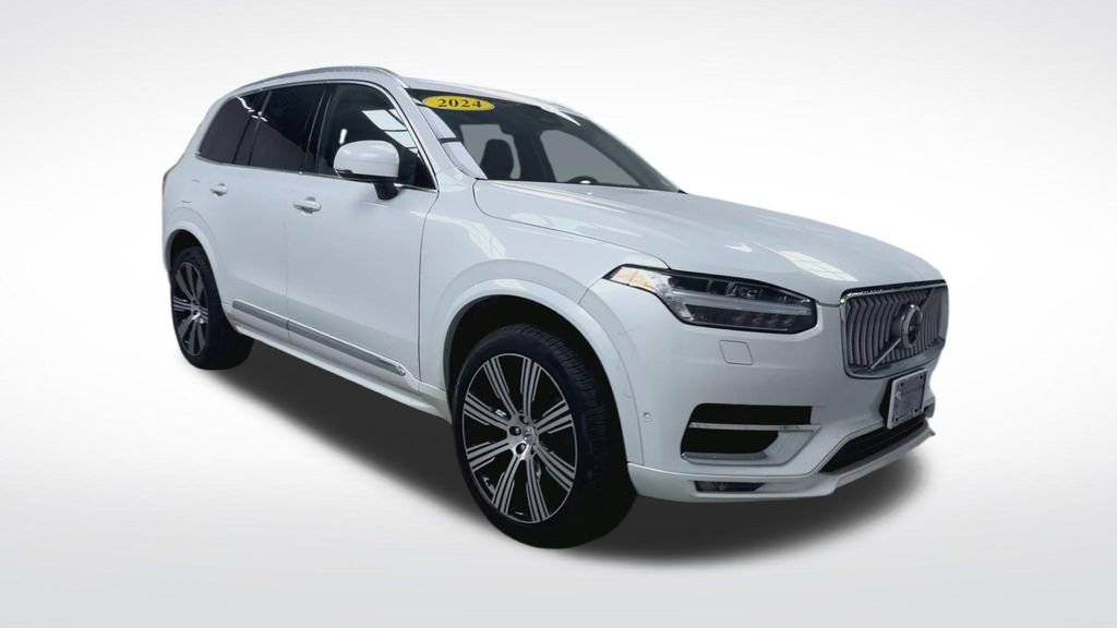 Used 2024 Volvo XC90 B6 Ultimate image 2
