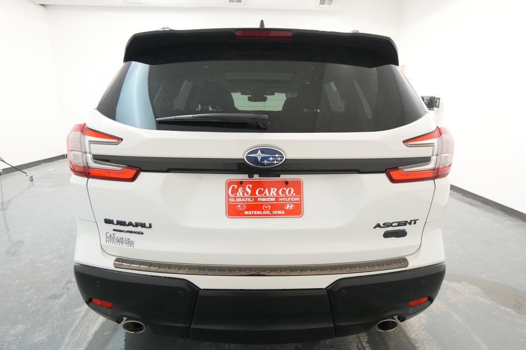 Used 2024 Subaru Ascent Onyx Edition image 8