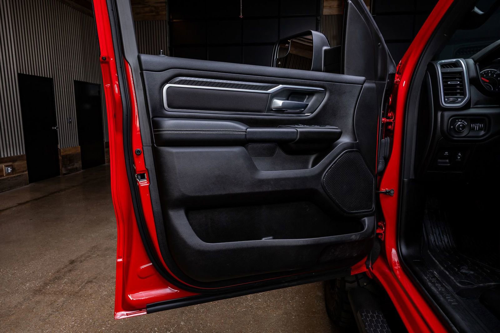 Used 2025 RAM 1500 Lone Star image 37