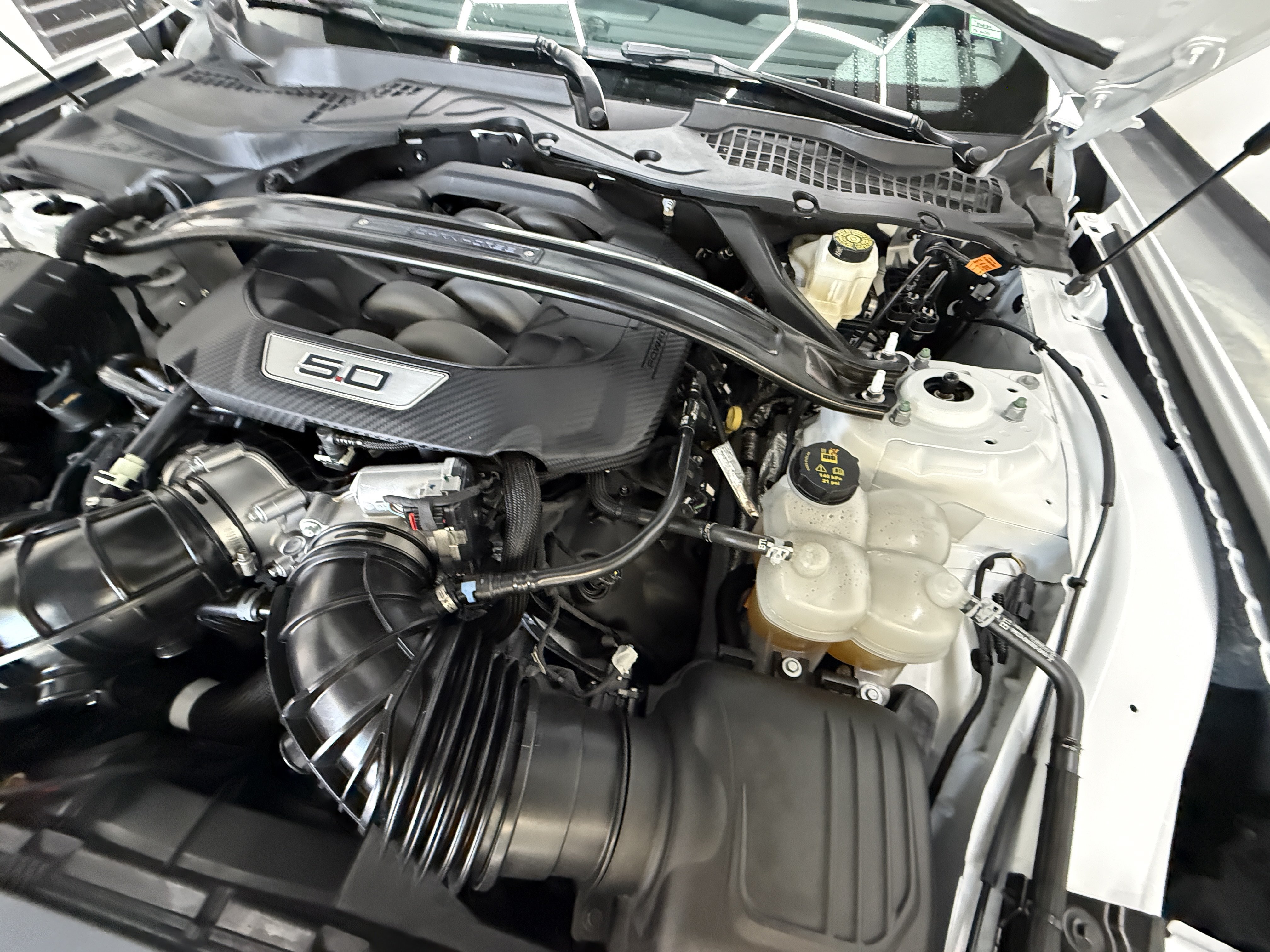 Used 2025 Ford Mustang Dark Horse RWD image 24