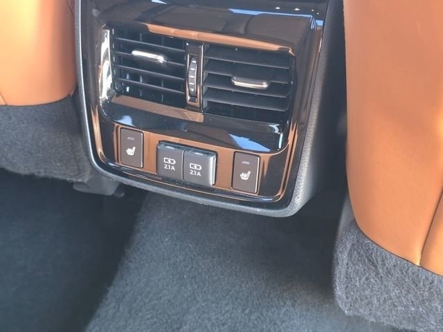 Used 2019 Toyota Avalon Limited w/ Advanced Safety Package FWD image 34