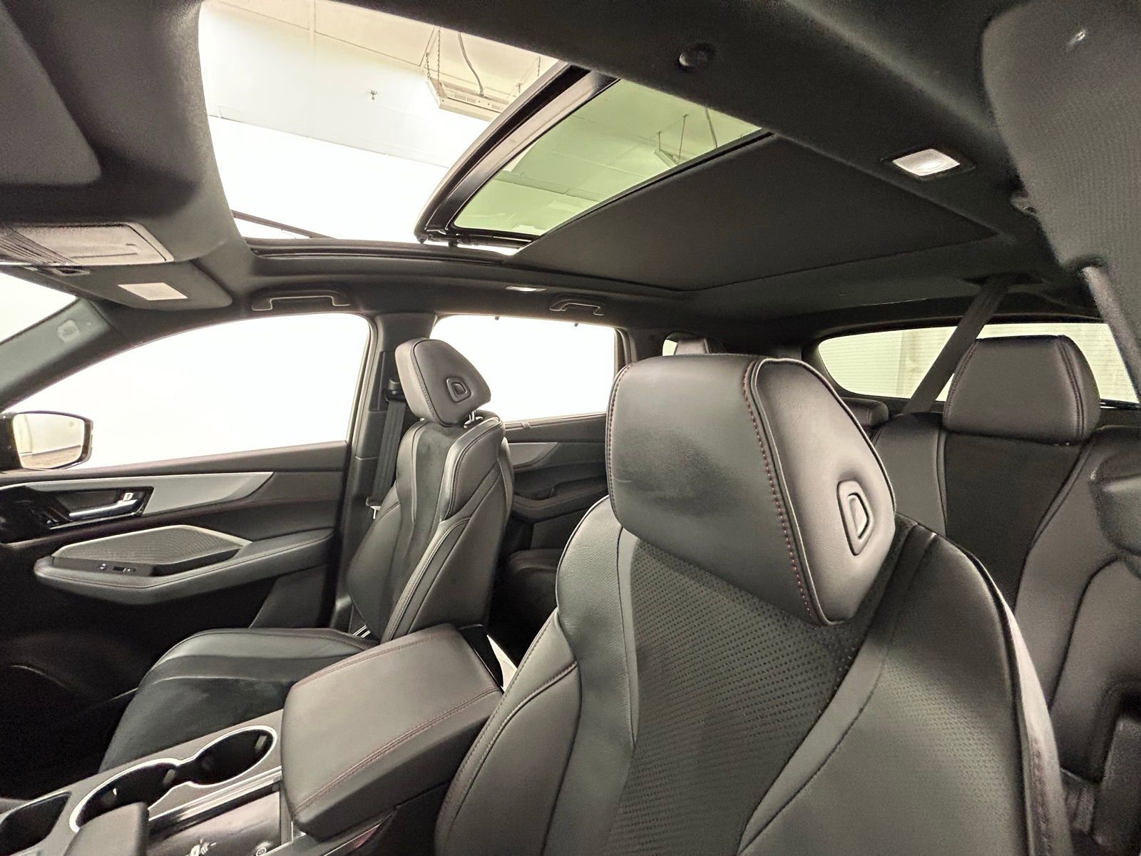 Used 2022 Acura MDX A-Spec image 29