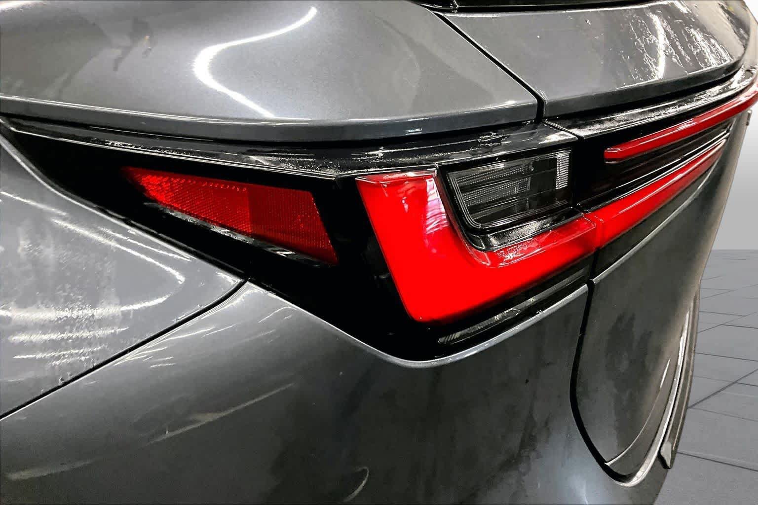 Used 2024 Lexus NX 250 FWD image 28