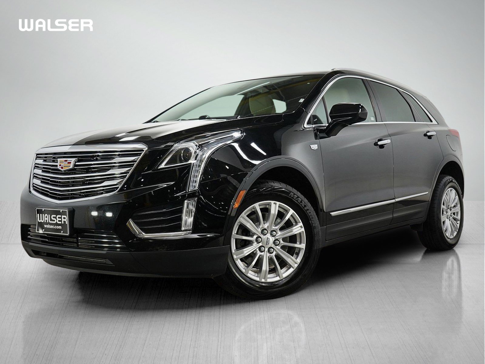 Used 2019 Cadillac XT5 AWD image 1