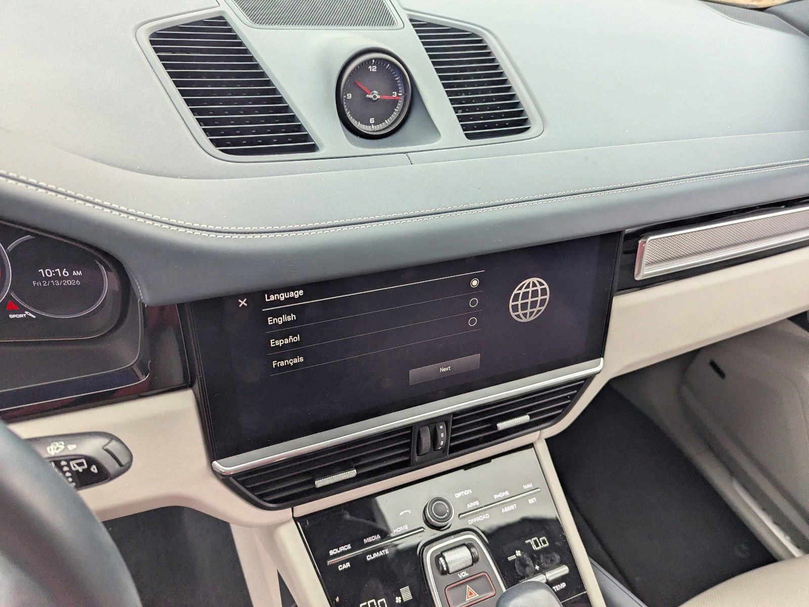 Used 2022 Porsche Cayenne S Platinum image 26