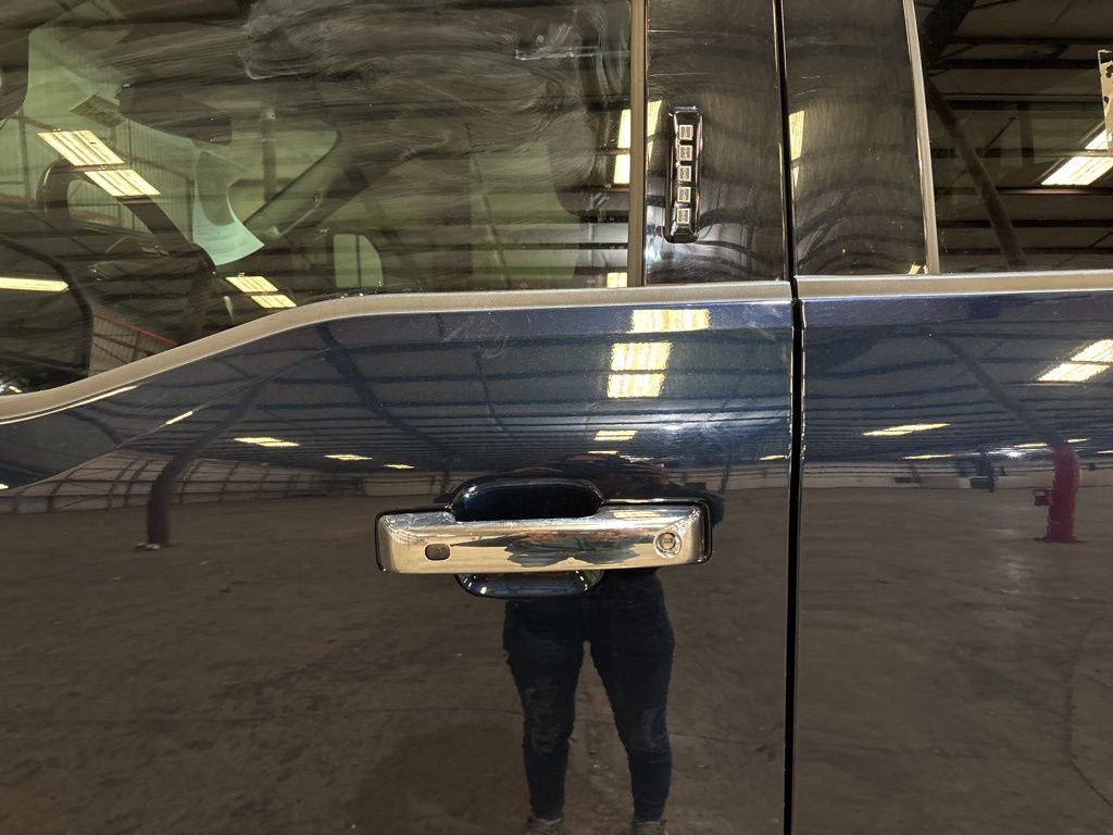 Used 2024 Ford F350 Lariat w/ Chrome Package image 18