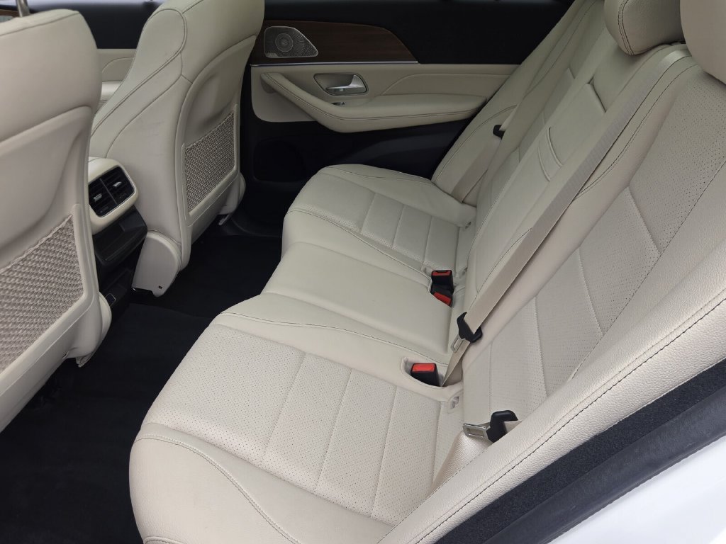 Used 2025 Mercedes-Benz GLE 350 4MATIC image 12