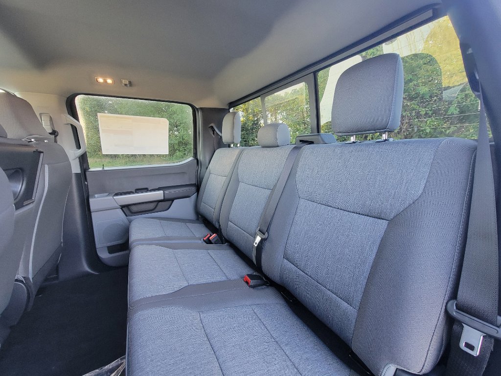 New 2026 Ford F250 XL image 28
