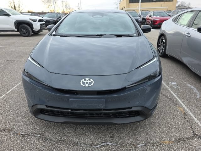 New 2026 Toyota Prius LE FWD image 2