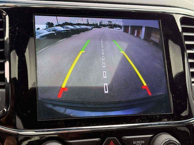 Certified 2019 Jeep Grand Cherokee Altitude AWD/4WD image 21