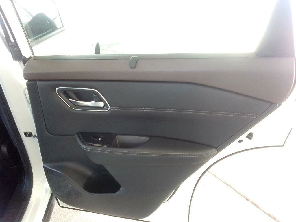 Used 2021 Nissan Rogue SV w/ Premium Package AWD/4WD image 25