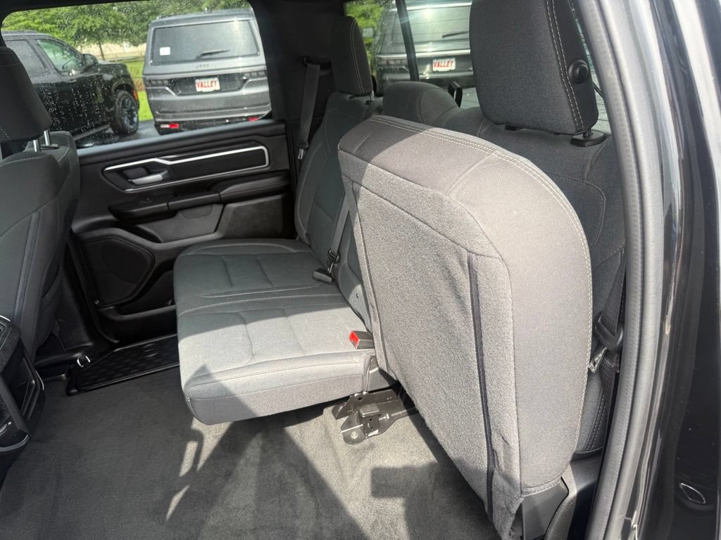 Used 2024 RAM 1500 Big Horn AWD/4WD image 42