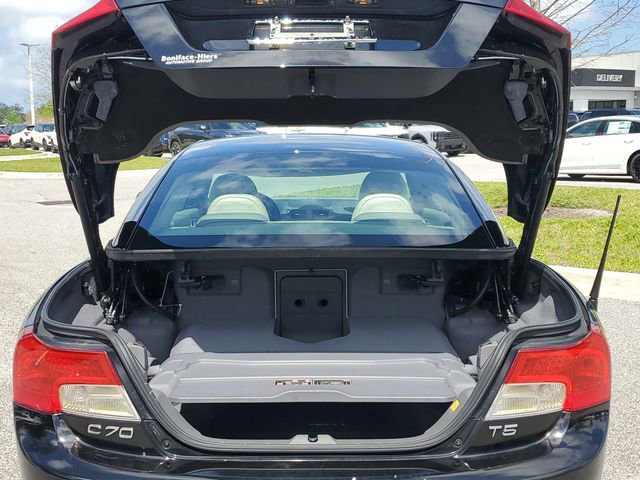 Used 2011 Volvo C70 T5 w/ Convenience Pkg image 7