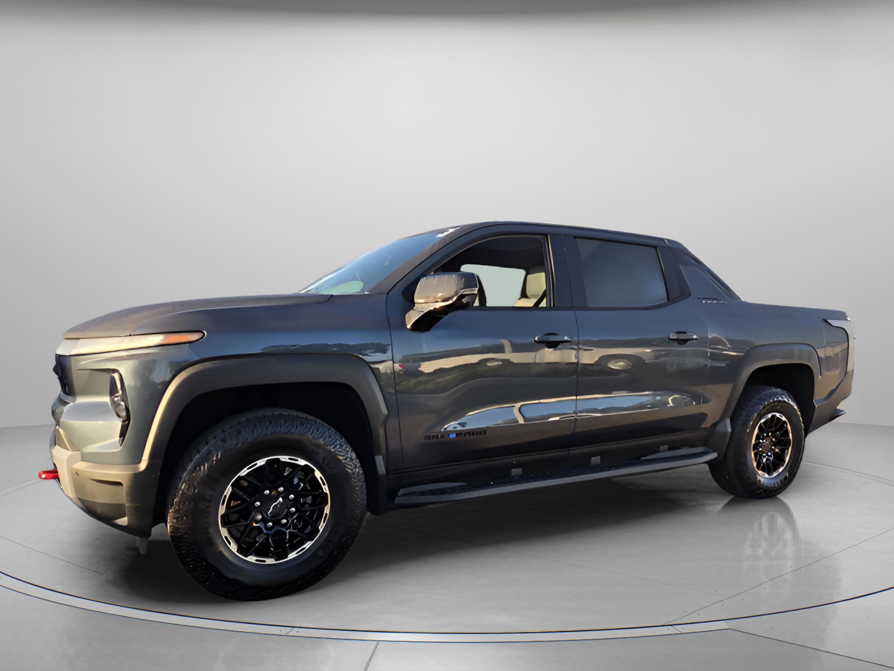 New 2026 Chevrolet Silverado EV Trail Boss image 2