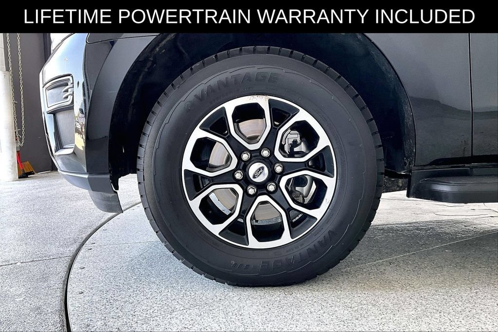 Used 2024 Ford Expedition XLT AWD/4WD image 12